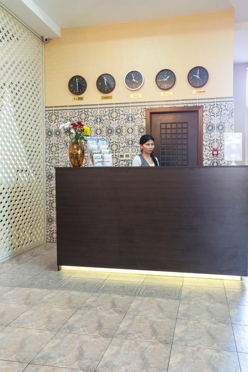 Shah Palace Hotel Bischkek Exterior foto